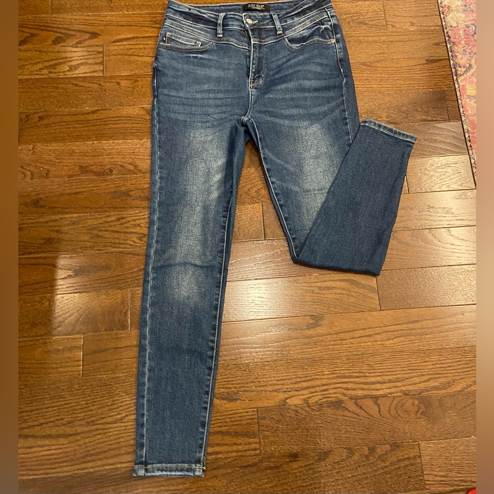 Judy Blue jeans skinny leg jeans, has stretch